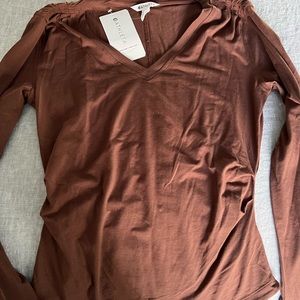 Athleta long sleeve v-neck